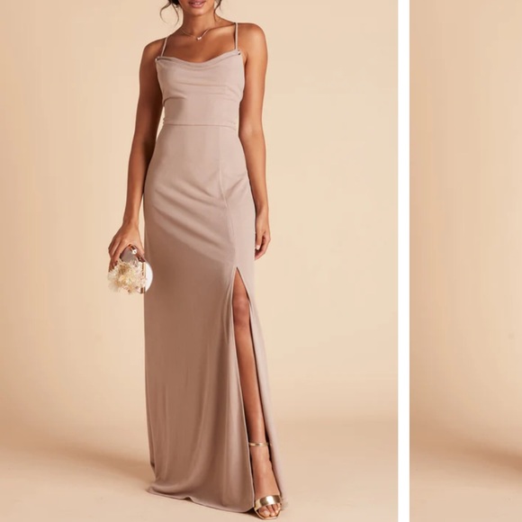 Birdy Grey Dresses & Skirts - Birdy Grey Ash Dress in Taupe (5’4” & UNDER ONLY!)